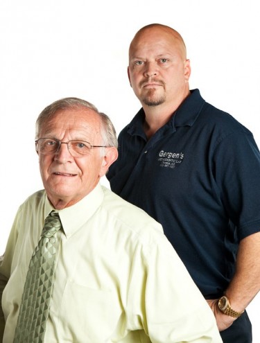 28421_1291759454079_436570_n